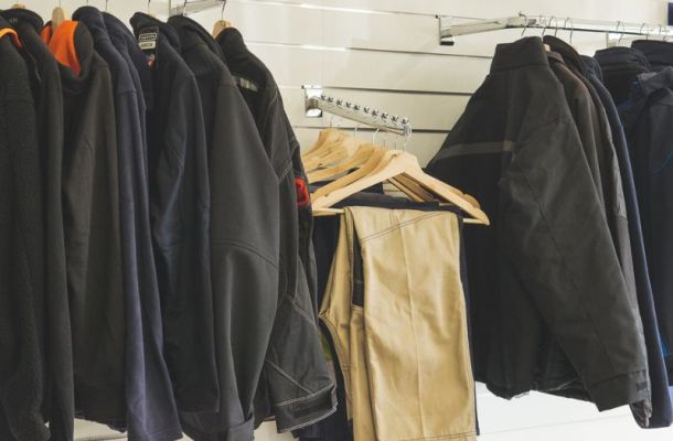 Cómo debo tratar mi ropa laboral