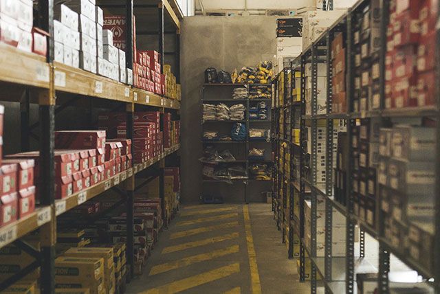 Almacén de Comercial El Accesorio en Valladolid